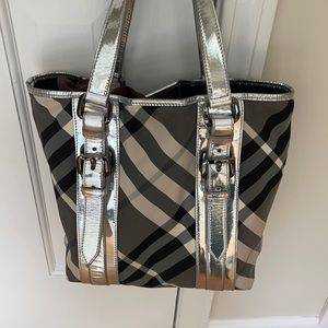Authentic Burberry Silver Check Victoria Tote Bag